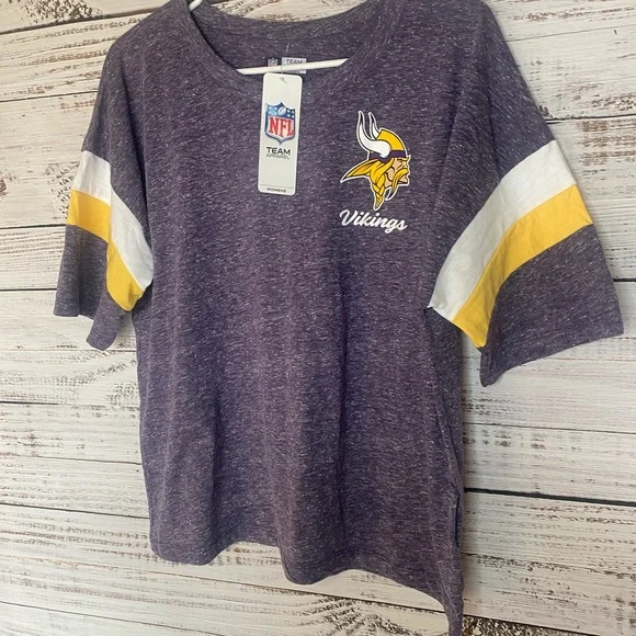 NFL Minnesota Vikings womens tee. Size M - Picture 4 of 8